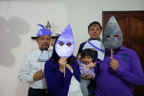 Los integrantes de la familia Castillo viven juntos la cuaresma. (Foto: Facebook)