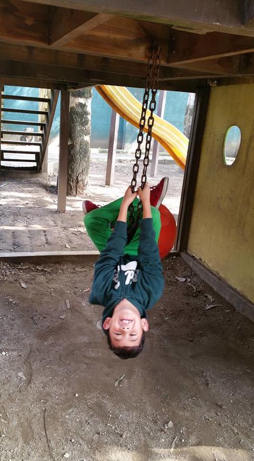 El pequeño de gran corazón también se ha divertido cumpliendo su sueño y conociendo Guatemala. (Foto Shari Stocker)