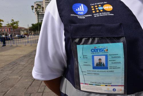 Los censistas deben ir completamente identificados. (Foto: Jesús Alfonso/Soy502)