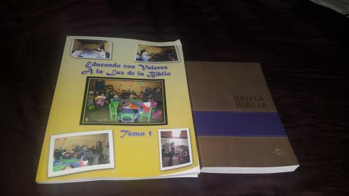 Material entregado durante la capacitación. (Foto: Soy502)