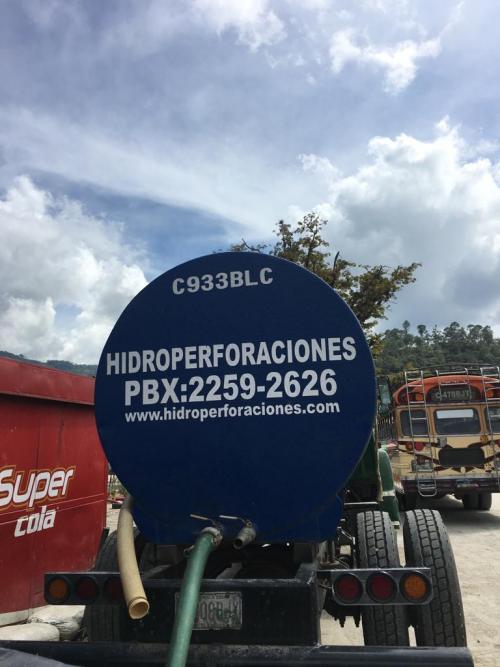 Este es el segundo camión que llegó a San Antonio Las Flores. (Foto: Soy502)