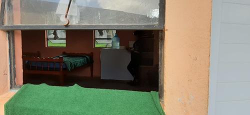 En algunas habitaciones no hay vidrios. (Foto: Soy502)