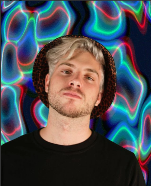 El joven heredó el atractivo de su mamá (Foto. Instagram)