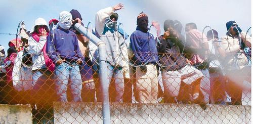 Los motines han dejado a varias personas fallecidas como consecuencia de las revueltas.