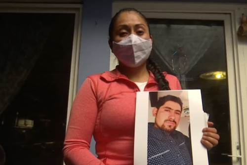 Buscan a migrante que envió un último audio y desapareció. Se cree que viajaba en el furgón abandonado en San Antonio Texas. (Foto: captura de video)