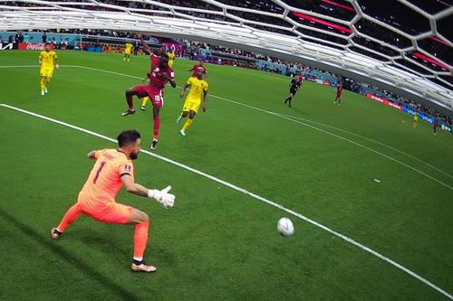 qatar, ecuador, qatar pierde partido, almoez alli
