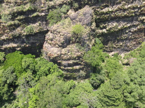 cerro mirandilla, puerta al infierno, escuintla, leyendas, santa muerte, satanismo, guatemala