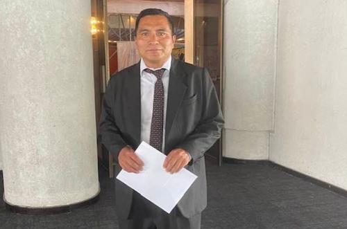 Edgar Sis asume como diputado titular al Parlacen. (Foto: redes sociales)