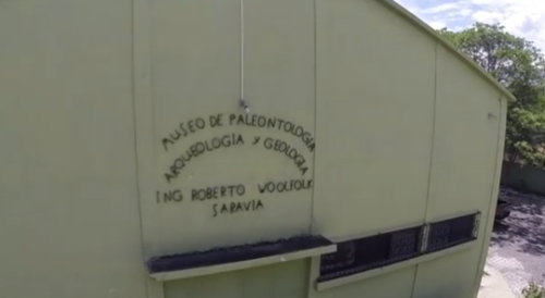 Museo de Paleontología Arqueología y Geología Ing Roberto Woolfolk Saravia