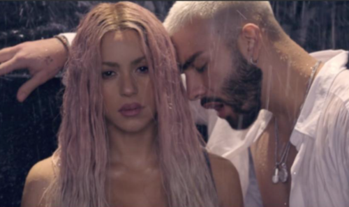 Shakira y Manuel Turizo en su reciente video. (Foto: archivo/Soy502)