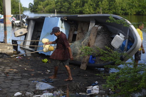 oleaje, sipacate, destrucción, chalet, carretera nacional, cambio climático, escuintla, guatemala