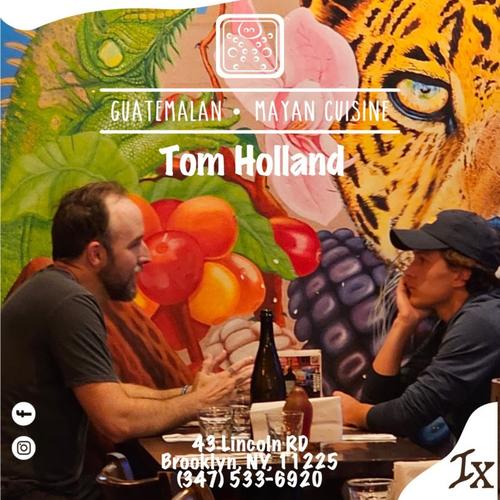 Tom Holland junto al productor. (Foto: redes sociales)