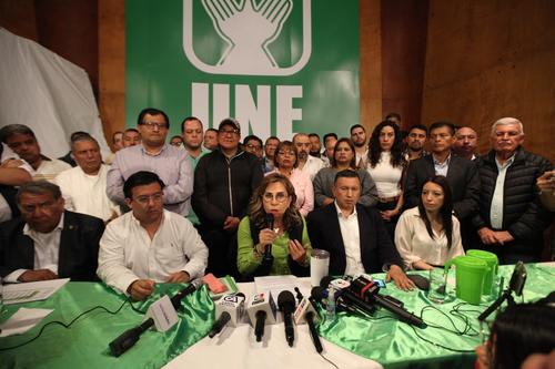 Conferencia de prensa tras llegar a segunda vuelta