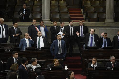 A excepción de los miembros de la Junta Directiva, cada diputado recibe mensualmente Q29,150. (Foto: Wilder López/Soy502)