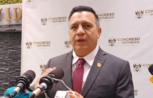 De acuerdo con el diputado Nery Rodas, la iniciativa tiene como fin apoyar la economía familiar. (Foto: Cortesía)