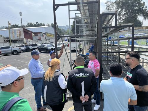 Estructuras temporales se instalan en el estadio Santo Domingo, peor no cumplen con las medidas mínimas de acuerdo con la Conred.