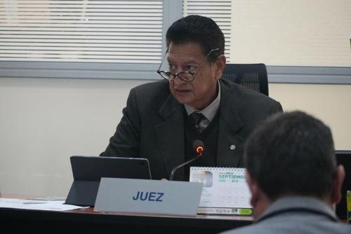 juez. confuso, incidente, capturados