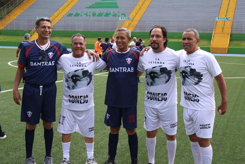 Impresores y cremas compartieron un rato ameno. (Foto: Javier del Cid/Colaborador)