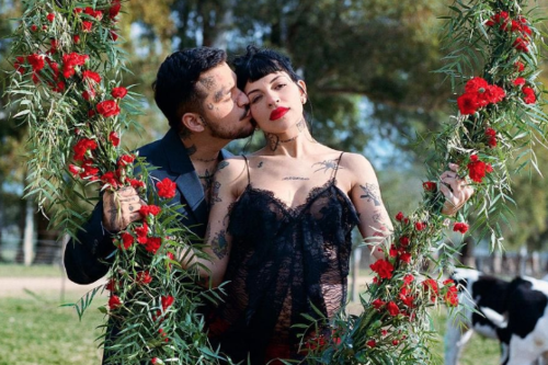 La controversia sobre el desenlace de la relación entre Nodal y Cazzu continúa. (Foto: X)