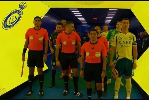 Los jueces guatemaltecos más experimentados han dirigido encuentros de alto calibre. (Foto: Archivo)