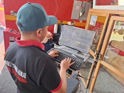 Los software ayudan a dar precisión a la alineación. (Foto: Josué Ardeano/Colaborador)