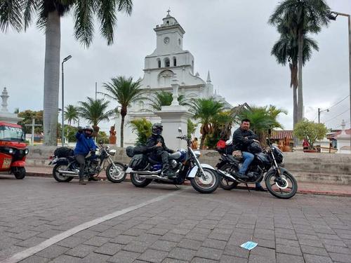 A lo largo de las 8 horas del recorrido, realizan breves paradas para descansar. (Foto: Renato Melgar/Colaborador)