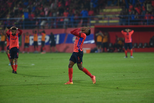 Los rojos no pudieron sostener el marcador y terminaron cediendo puntos en casa (Foto: Pedro Pablo Mijangos/Colaborador)