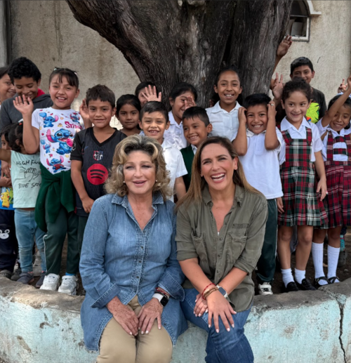 Angélica María, Angéñlica Vale razón visita 1