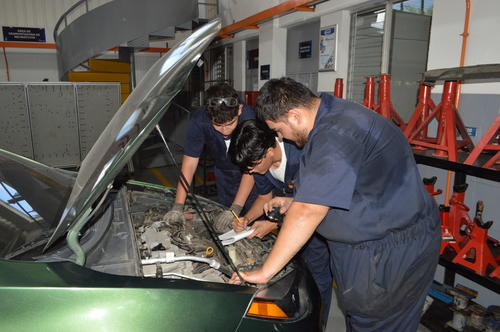 Si los migrantes poseen experiencia en algún oficio, pueden optar a la certificación laboral. (Foto: Juan Carlos Aquino/Colaborador)