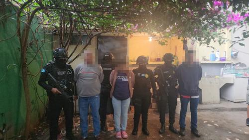 Tres personas fueron arrestadas en la zona 13, quienes podrían estar implicadas en el secuestro. (Foto: MP)