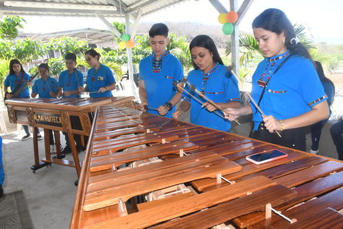 La marimba Alma Huiteca brinda conciertos en diversos festejos. (Foto: Juan Carlos Aquino/Colaborador)