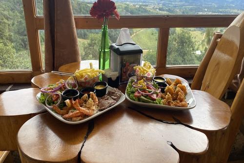 El restaurante ofrece platillos tecpanecos elaborados al momento, acompañados de tortillas del comal. (Foto: Carlos Sotz/Colaborador)