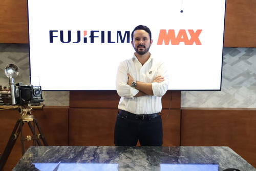 Fujifilm, Corporación Futeca, Max Distelsa, Tiendas Max, cámaras, fotografía, expansión, Guatemala, Soy502