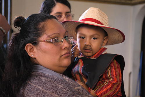 Vecinos de diferentes zonas llegarán a visitar a la Virgen de Guadalupe, como una promesa realizada. (Foto: Archivo)