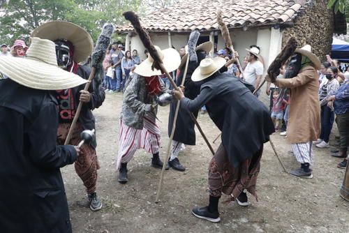 Algunos participantes se involucran durante siete años consecutivos en cumplimiento de promesas. (Foto: Leonel Vásquez/Colaborador)