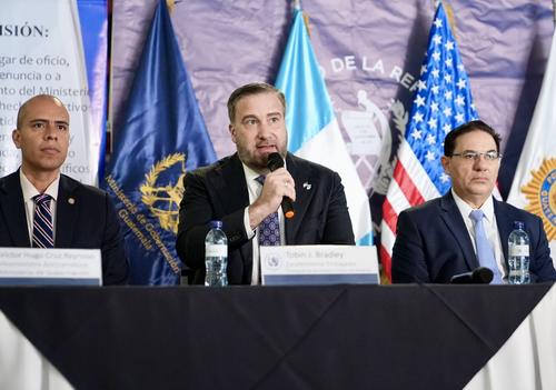 “Cortar el financiamiento de grupos terroristas es una prioridad clave de Estados Unidos para destruir su capacidad operativa”, dijo Bradley. (Foto: Embajada de Estados Unidos)