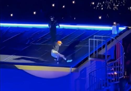 Los fans mostraron apoyo inmediato durante el incidente. (Foto: X)