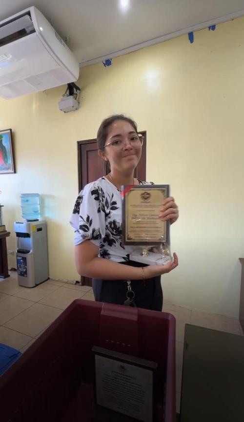 Nelson Marroquín había recibido su último reconocimiento por parte de una escuela un día antes de ser asesinado. (Foto: captura de video)