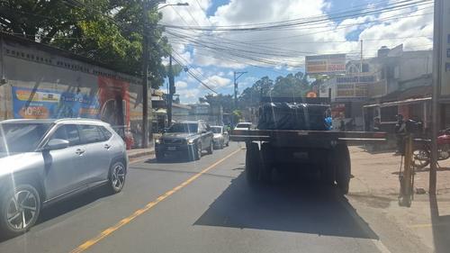 Autoridades recomiendan paciencia en el tráfico. (Foto: PMT Villa Nueva)