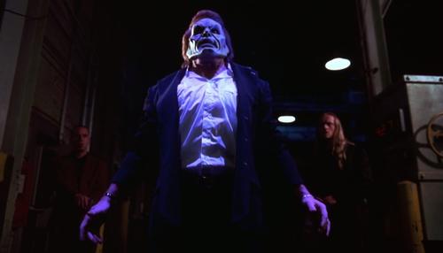 Edwards señaló que el forense determinará la causa del fallecimiento. (Foto: X)