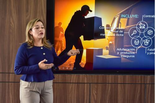 Comercio ilícito Guatemala, Contrabando fin de año, Ecosistema criminal multicanal Codecof, Falsificación productos salud, Contrabando cigarrillos Guatemala, Defraudación aduanera SAT, 04