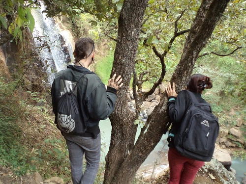 Visitantes nacionales y extranjeros encuentran en La Cascada una experiencia única de turismo ecológico y cultural. (Foto: Bernardo Montúfar/Colaborador)