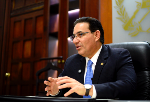 Villeda explica que el presidente Bernardo Arévalo no está buscando réditos políticos. (Foto: Wilder López/Soy502)