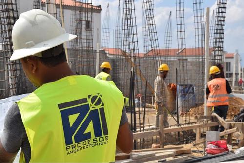 Salario Mínimo Guatemala 2025, Productividad y Empleo Formal, María Andrea Cáceres Salario, Arévalo Salario Mínimo Técnico, Riesgos Aumento Salarial, Empleo Informal Guatemala, 03