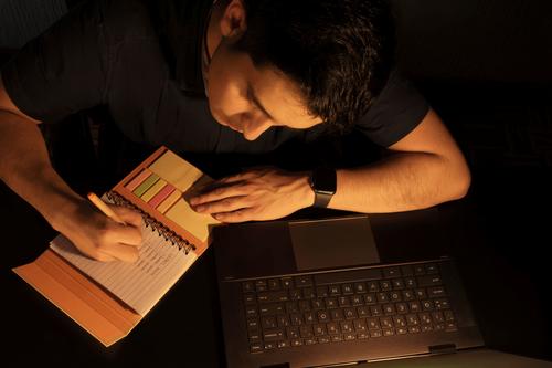 El papel viajero guarda planes que esperan cumplirse. (Foto: Shutterstock)