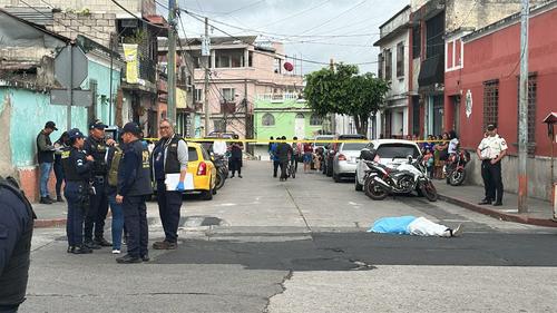 El crimen se registró en la 21 calle y 13 avenida de la zona 1 capitalina. (Foto: Oscar Rivas/Soy502)