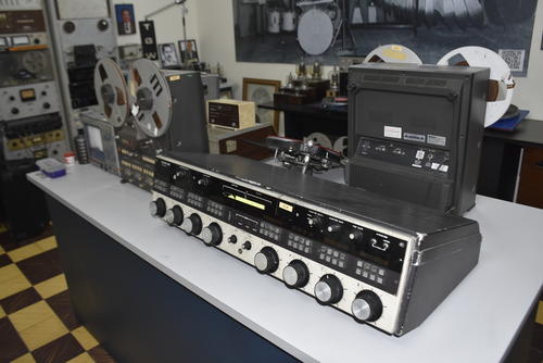 Esta consola en su momento fue parte del equipo de modernización de la cabina de TGW. (Foto: Daniel Dávila/Colaborador)