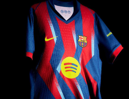 En el cuello se pueden ver los números 14, 58 y 77, minutos en los que se marcaron los goles. (Foto: FC Barcelona)