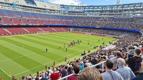 Poco más de 40 mil aficionados podrán disfrutar del partido de este sábado en el coloso blaugrana. (Foto: RR. SS.)