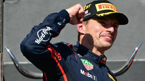 Verstappen sigue con vida y en la lucha por hacerse con su quinto campeonato. (Foto: AFP)